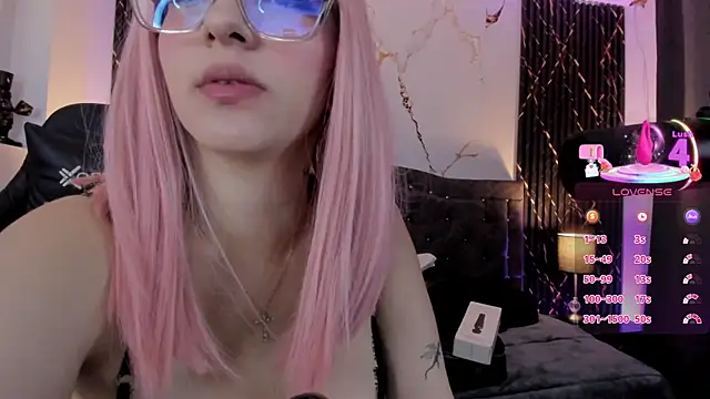 devlin violett online show from August 6, 12:56 pm