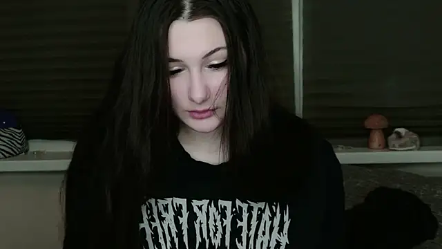 -13- online show from February 28, 3:33 pm