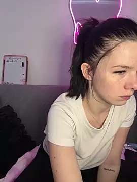 RoxiBlack online show from March 21, 8:52 am