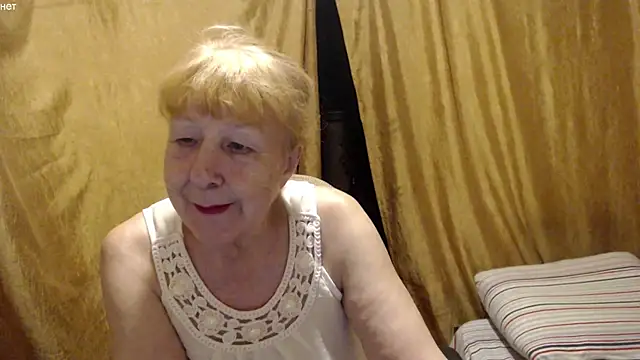  Estelitta 5 online show from October 12, 8:00 pm