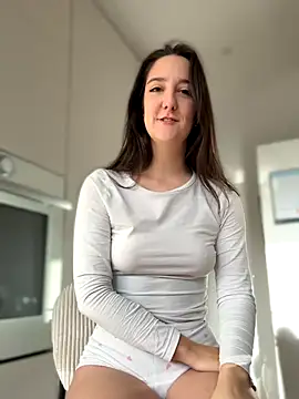  Juliette online show from December 16, 9:59 am