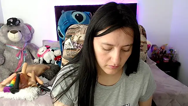 Lorenahot 06 online show from December 20, 11:09 pm