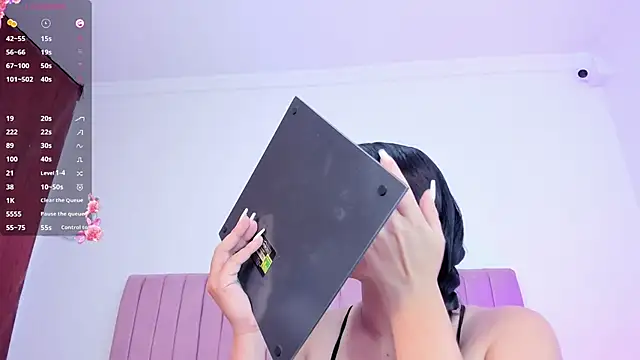 Arii Vga online show from February 2, 10:20 pm