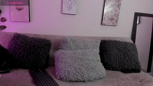 Murieel 69 online show from February 12, 9:38 pm