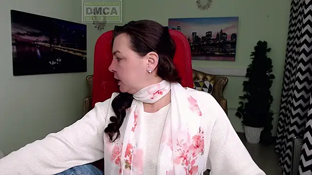 Lily flower7 online show from April 19, 6:02 am