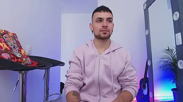 Aron-santoro online show from November 10, 2:45 pm