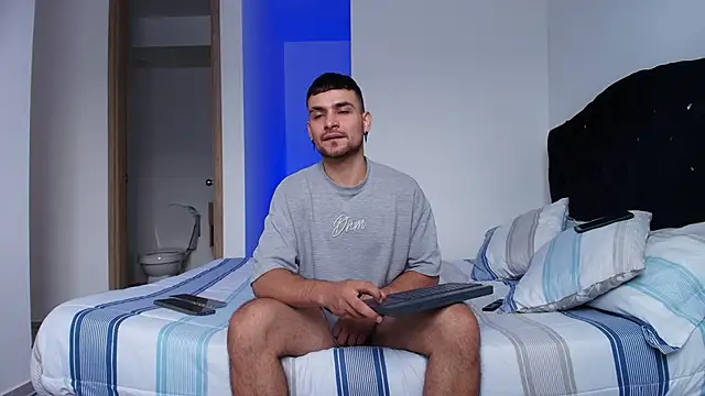 Aron-santoro online show from November 27, 2:09 pm