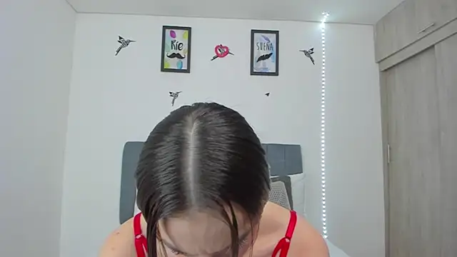 im sarah34 online show from March 21, 6:40 am