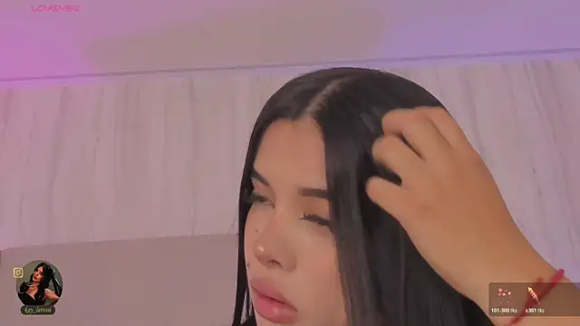 kaylarossi online show from May 21, 7:45 pm