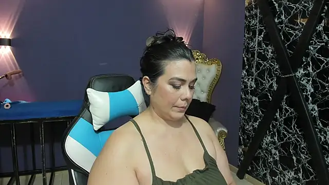 martina foxy  online show from November 16, 12:16 pm