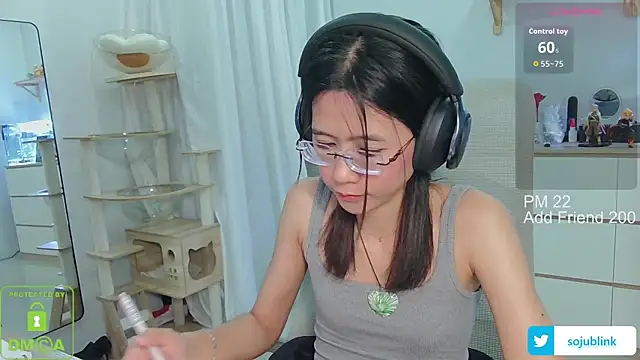 littlemiilk online show from September 26, 6:11 am