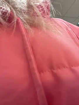 MerlinDave online show from November 28, 2:14 am