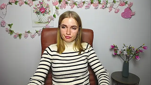 MargaritaKiss online show from September 11, 7:25 pm