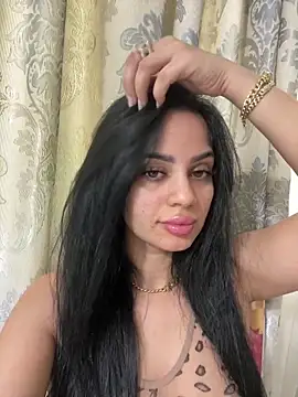  adelle online show from April 17, 11:12 am