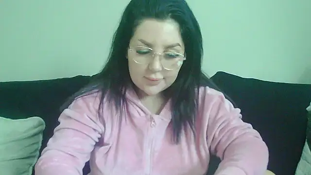 magical mia online show from October 2, 10:09 am