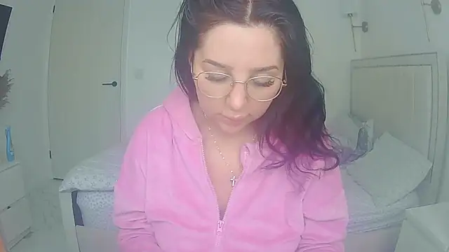 magical mia online show from May 20, 7:38 am