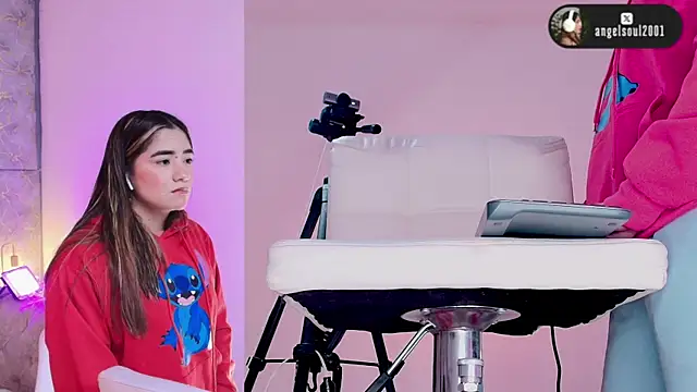 Angelst   online show from February 13, 8:38 am