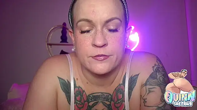 quinnmariexo online show from January 7, 1:53 am