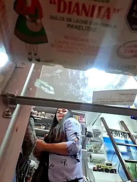 Sophie-hatter online show from April 27, 2:47 pm