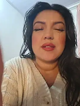 Sophie-hatter online show from June 29, 1:56 am