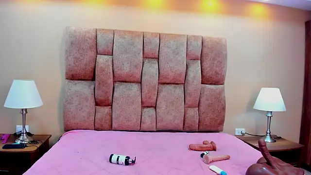 MiiaHot online show from February 13, 9:49 pm