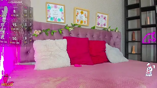 shelby carson online show from September 24, 3:22 pm