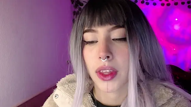 shayla bbs online show from December 18, 11:37 am