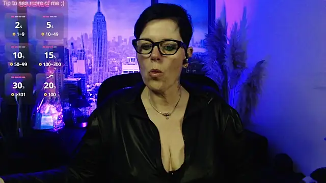 ninarandmann online show from April 16, 2:50 pm