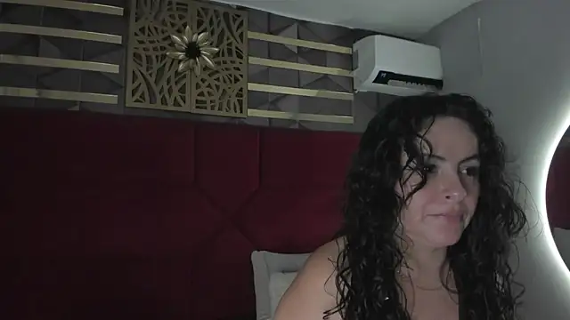 hanny milf online show from March 19, 2:27 am