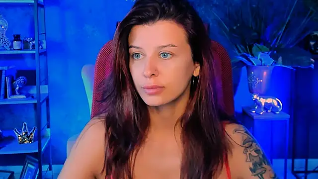 NicoleMun online show from September 19, 3:00 pm