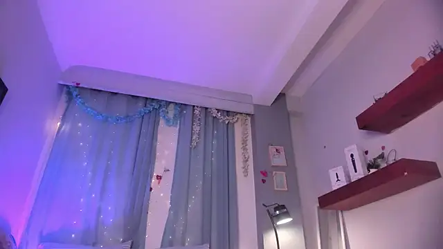 Violetta Nur online show from October 16, 12:35 am