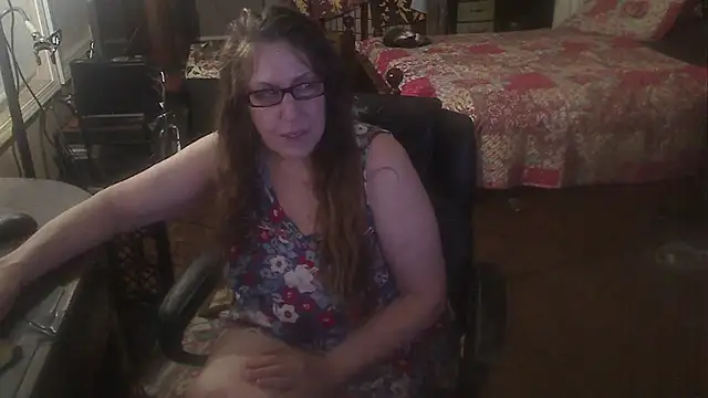 Ireallysquirt online show from September 25, 1:48 am