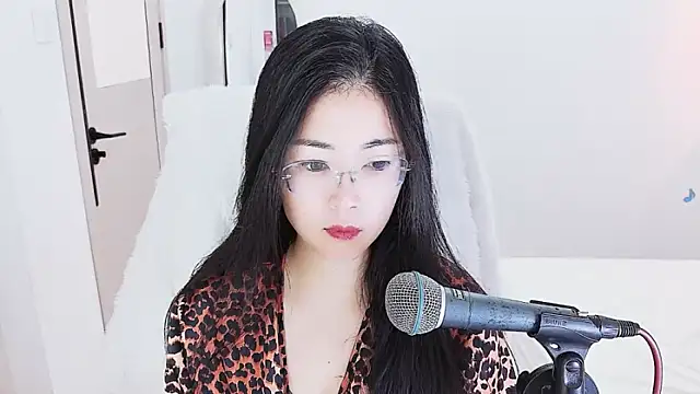 Floor oo online show from May 14, 4:35 pm