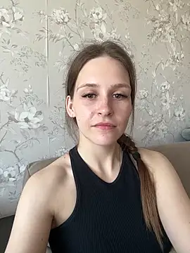 DakotaGercy online show from May 4, 6:50 am