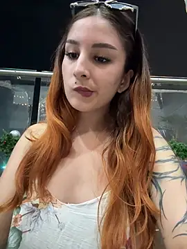 Mon Cherry online show from December 17, 12:05 am