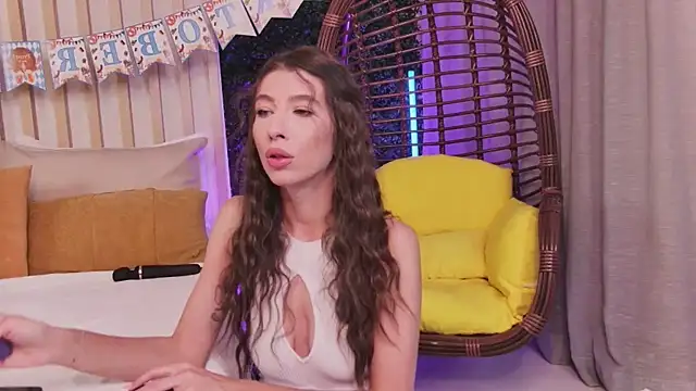 LunaWills  online show from September 27, 4:52 am