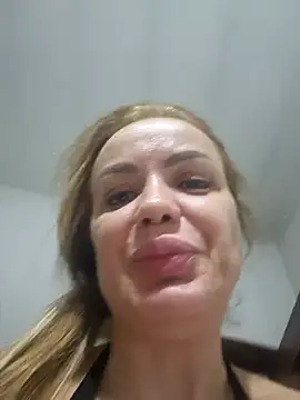 eva ragazzadolce online show from September 17, 6:17 pm