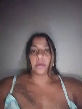 Giselabrunette25 online show from July 27, 11:46 pm