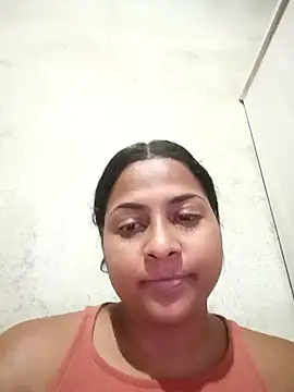 Giselabrunette25 online show from February 11, 1:20 am