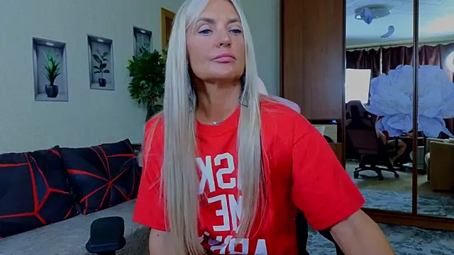 amelia blondy online show from September 13, 9:50 am