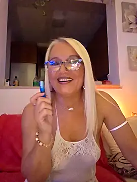 kikkastar online show from September 29, 7:19 pm