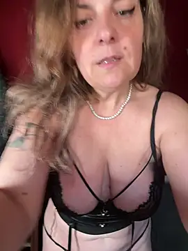 Sunbelxx online show from February 15, 2:38 pm