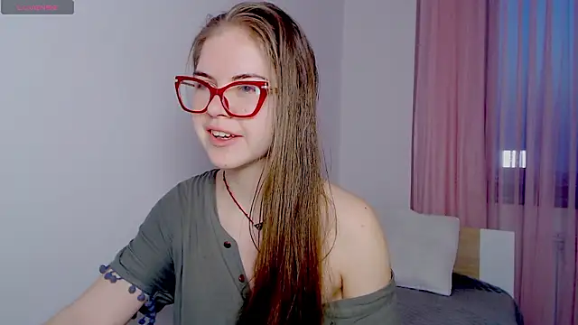 Sarah HS online show from March 14, 1:12 pm