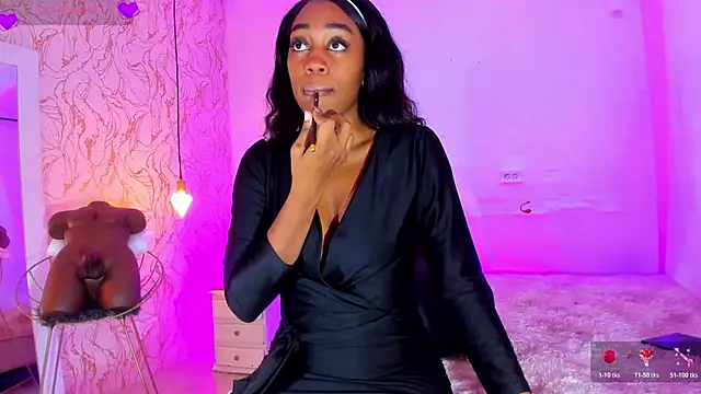 NATALIE PARKERR online show from October 28, 4:46 pm