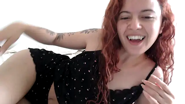 frikigyal online show from February 1, 2:16 pm