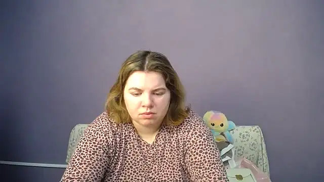 so shy online show from March 21, 7:35 am