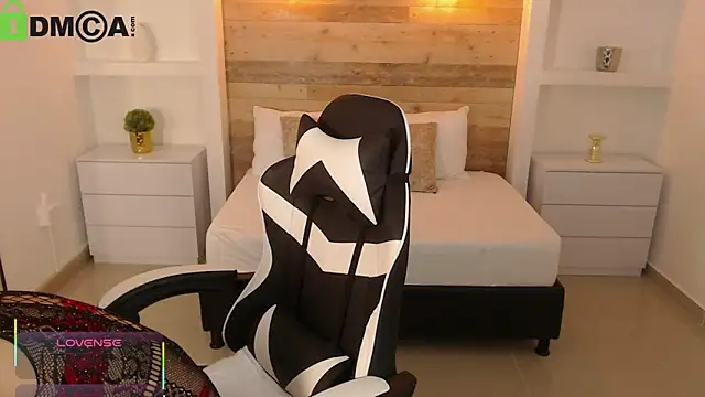 candy summer28 online show from September 24, 7:35 pm