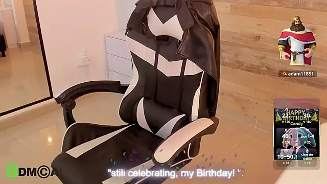 candy summer28 online show from March 31, 9:04 pm