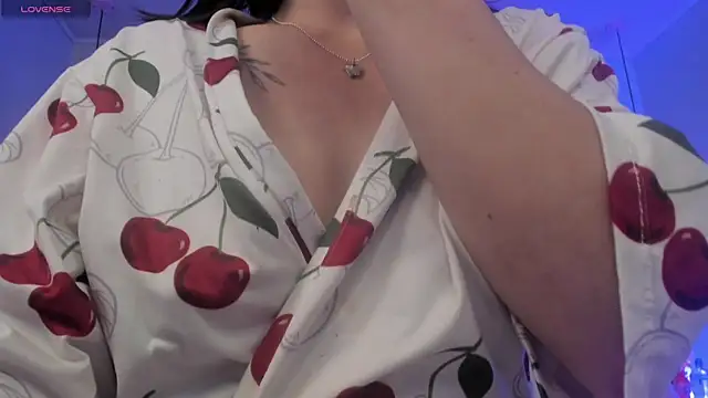 ScarletGV online show from May 15, 5:55 am