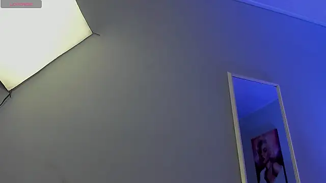 ScarletGV online show from March 6, 5:35 am